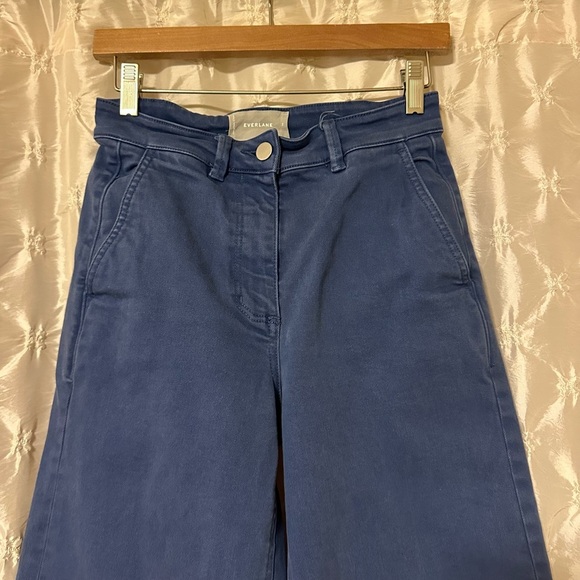 Everlane Blue Wide-Leg Cropped Chino Pants - Picture 5 of 15